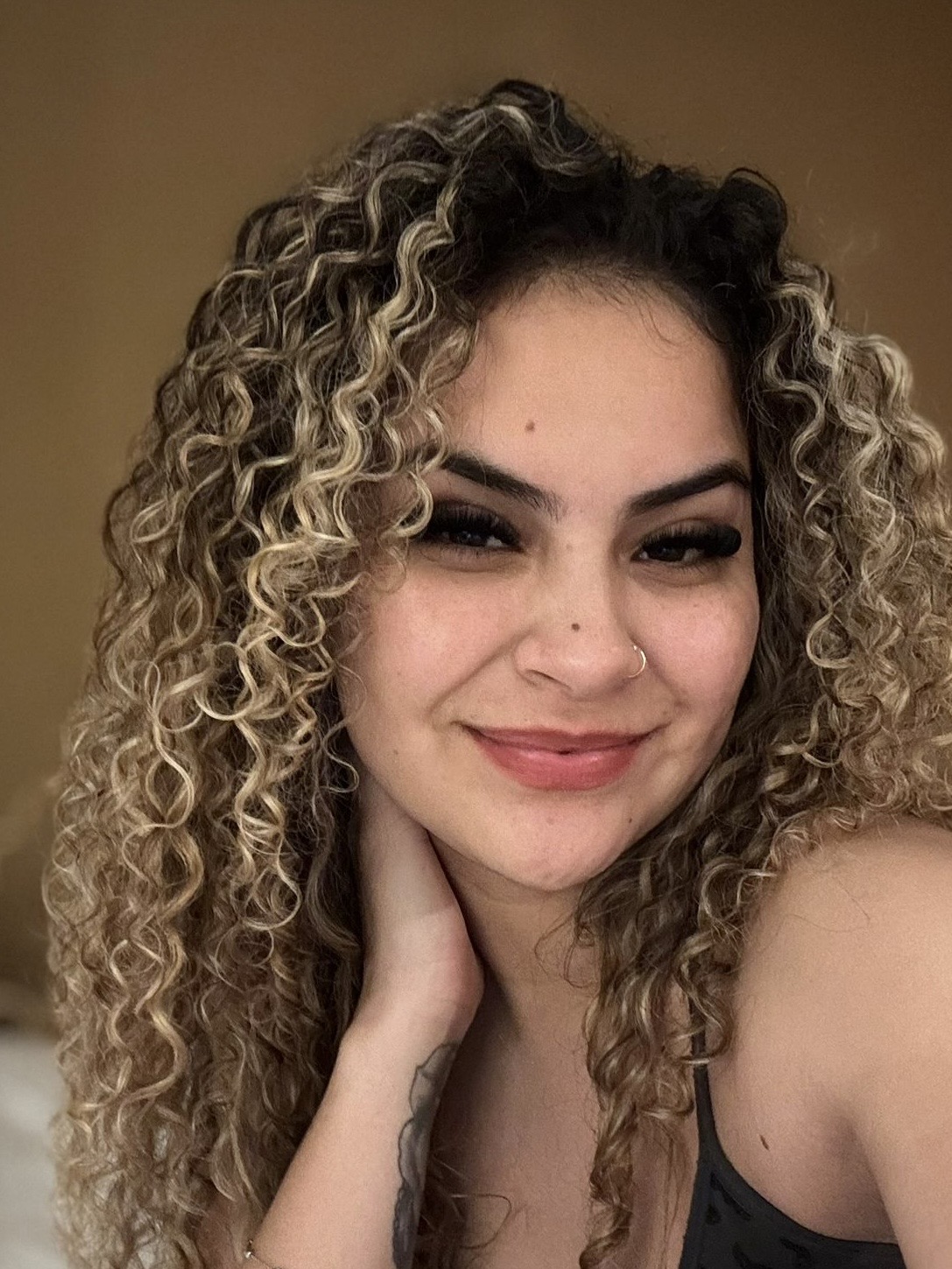 Vanessa - Shirley V Nails